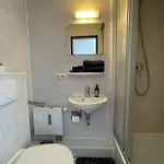Gaestezimmer Kreuzheide 홈스테이 *