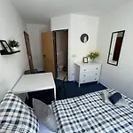 Gaestezimmer Kreuzheide *