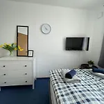 홈스테이 Gaestezimmer Kreuzheide 볼프스부르크